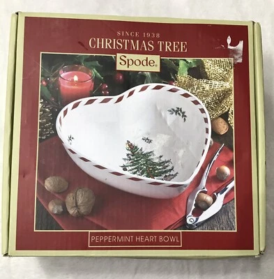 NEW Spode Christmas Tree Peppermint Heart Bowl - Image 1 of 4