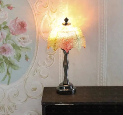 AirAds 1:12 Dollhouse Miniature desk lamp colorful stained glass lamp desk light - Image 1 of 4