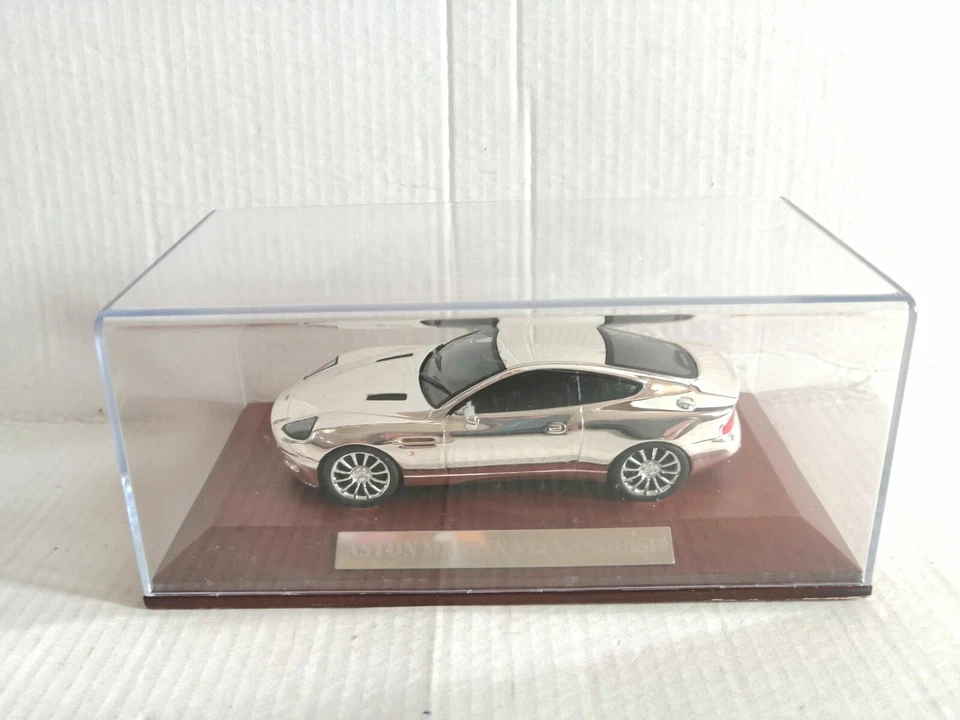 ASTON MARTIN V12 VANQUISH SILVER DE AGOSTINI 1/43 - Immagine 1 di 1