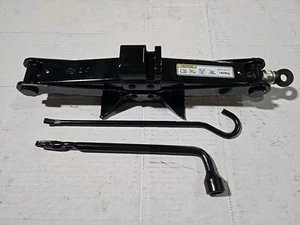 2019 THRU 2024 SUBARU ASCENT JACK W. TOOLS - Picture 1 of 2
