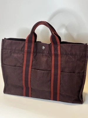 HERMES Foure Tout MM (mediano) en lienzo de vino AUTÉNTICO con certificado de autenticidad Foto 1 de 4