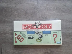 Vintage Monopoly 1996 Parker Brothers Sealed New No. 0009 Some Warping of Box - Imagen 1 de 2