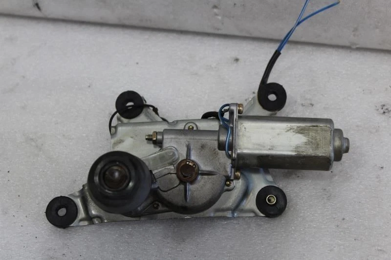 1992 MAZDA MPV VAN BACK GLASS REAR WIPER MOTOR - Image 1 of 4