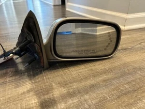 2002-2005 Cadillac SDV RIGHT Mirror GOLD/TAN - Picture 1 of 6