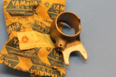 NOS YAMAHA DT80 GT1 GT80 MX80 RD60 RX50 SHIFT #1 FORK PART# 353-18511-01-00 - Image 1 of 4