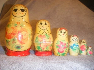 6 pc  MAMA doll  MATRYOSHKA NESTING WOODEN DOLLS WOOD nice RUSSIAN - Picture 1 of 10