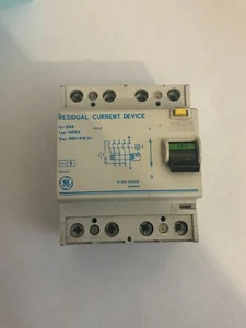 GE GENERAL ELECTRIC 25 AMP 30mA V/304-042031 4 POLE RCD CIRCUIT BREAKER - Picture 1 of 1