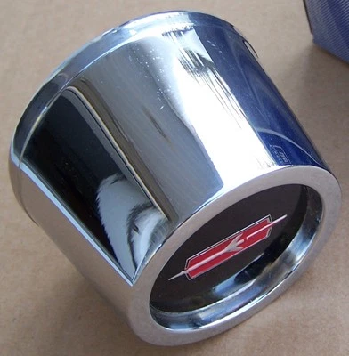 OLDSMOBILE CUTLASS 442 SSI SS1 WHEEL CENTER CAP RETAINER SCREWS EMBLEM THORNTON - Image 1 of 4