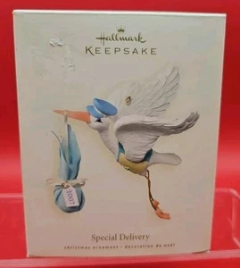 Hallmark Keepsake Ornament Special Delivery 2007 Baby Stork Blue Blanket Boy - Picture 1 of 6