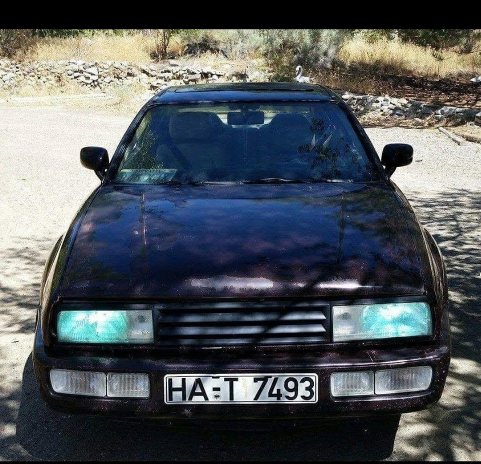 Volkswagen Corrado SLC VR6 1993. Buen estado necesitará transmisión solo trabajo Foto 1 de 2