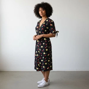 Vestido Camisa Retro Negro Estampado Cereza Pin Up Rojo Talla M Midi Lazo Gráfico - Imagen 1 de 12