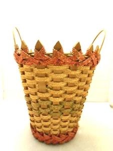 VTG PRIMITIVE HAND WOVEN SWEET GRASS BRAIDED TRI COLOR TRASH CAN HANDLED BASKET - Picture 1 of 10