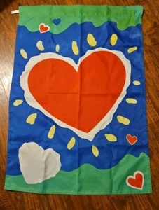 Neu Creative Hearts Outdoor Flagge Valentinstag Liebe Garten Banner 1998 Vintage - Bild 1 von 2