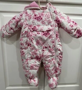 Rothschild Baby Girl Snowsuit White Floral Size 6/9 Months - Picture 1 of 5