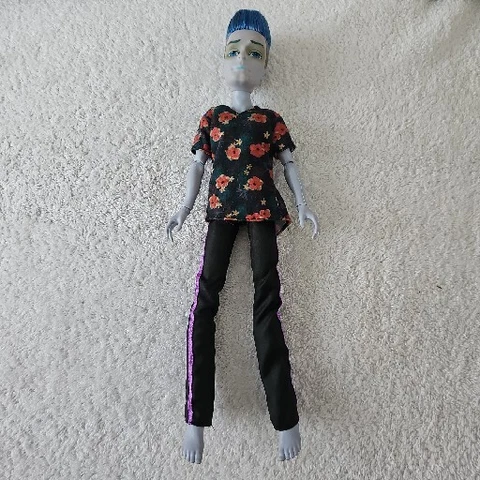 Monster High Loves Not Dead Sloman Slo Mo Mortavitch Doll As Shown Cover