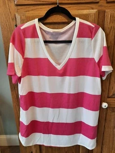 Top para mujer BiBi- Fushia y blanco a rayas cuello en V estilo boutique - talla grande - Imagen 1 de 4