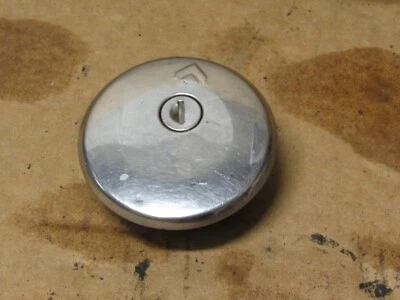 Suzuki GS450L 1982 tapa de gasolina 44200-30830 sin llave Foto 1 de 4