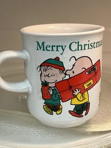 1976 Peanuts Coffee Mug Snoopy Charlie Brown Lucy Merry Christmas Cup - Picture 1 of 16