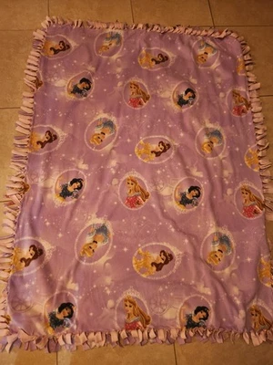 Disney Princess Blanket Purple 64x48 Purple Cinderella Snow White Belle Foto 1 de 4