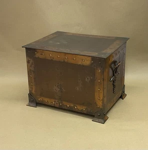 Antique Arts And Crafts Movement Copper Log/Coal Bin And Liner C1900 - Picture 1 of 9