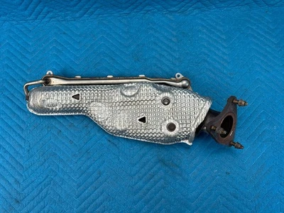 Toyota Sequoia Tundra 5.7L Exhaust Manifold Driver's Side 36k 2008-2021 OEM - Image 1 of 4