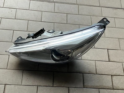 Ford Focus Xenonscheinwerfer Scheinwerfer links 2 206 016 - Bild 1 von 3