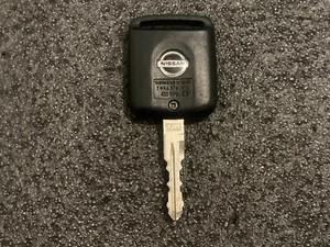 Nissan 350Z Navara Almera Micra Primera XTrail 2 Button Remote Key Fob Used Key - Picture 1 of 11