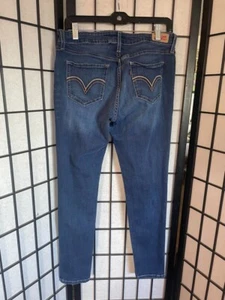 EUC Levi's Women's Blue Stretch Denim Skinny Jeans size 31x30 - Picture 1 of 7