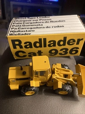 Vintage Conrad CAT 936 Wheel Loader 1:50 Diecast Model Caterpillar West Germany - Image 1 of 4