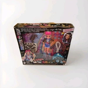Monster High Lagoona Blue Doll Spa Day Playset + craie à cheveux + tatouages NEUF DANS SA BOÎTE - Photo 1/2