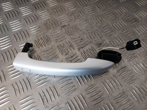 Poignée porte extérieur avant gauche - RENAULT CLIO V (5) PHASE I (1) - Picture 1 of 5