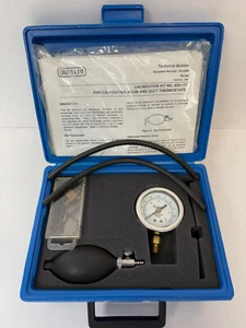 SIEMENS 832-177 POWERS PNEUMATIC CALIBRATION KIT WITH CARRY CASE - Picture 1 of 6