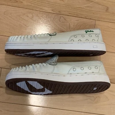 Globe Castro Mujer’s 7 Blanco Zapatos Mocasines Sin Cordones Retro Clásico Skateboarding Foto 1 de 4
