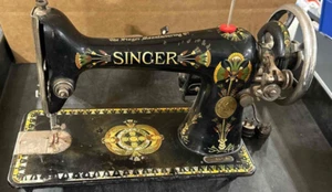 SINGER 1905 Model 66 Sewing Machine Lotus - No Case - Picture 1 of 5