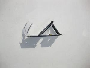 Mercedes-Benz  A1648990054 Wheel chock - Picture 1 of 5