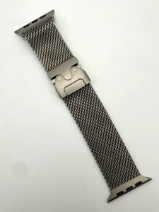 Apple Watch Ultra 49mm Natural Titanium Milanese Loop - Small - Zdjęcie 1 z 2
