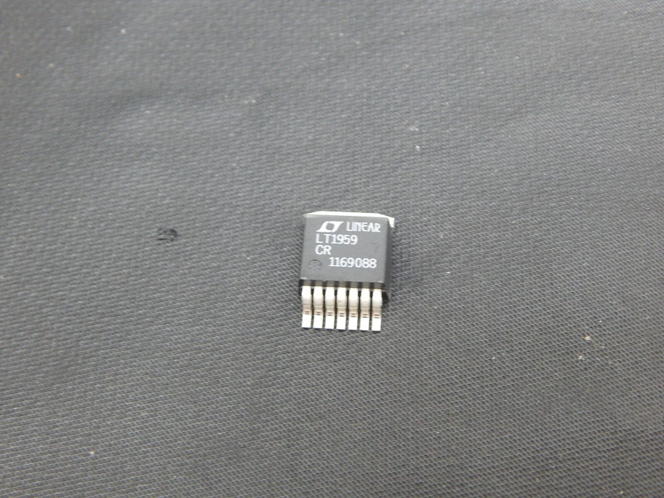 Linear Technology LT1959CR DC-DC Single Step Down CONVERTER DDPAK -FAST SHIPPING - Image 1 of 1