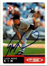 Sun Woo Kim autographed baseball card (Boston Red Sox, FT) 2002 Topps Total #951