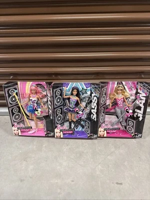 Куклы Barbie 2010 Barbie Fashionistas In The Spotlight Sassy, Glam & Cutie - Изображение 1 из 4