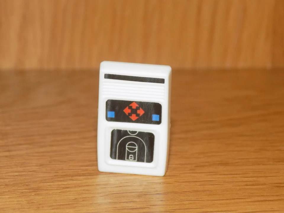 MICRO TOY BOX Micro Spielzeugkiste Serie 1 Miniatur Sammlerstücke Mattel elektronisches Spiel Korbball