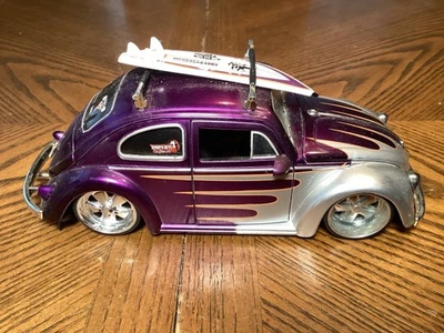 1959 Jada Volkswagon Beetle & Surf Board 1:24 Scale Diecast  C3 - Image 1 of 4