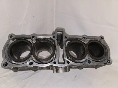 1989-1996 Yamaha FZR600  Engine Piston Cylinders Cylinder Block Jug - Image 1 of 4