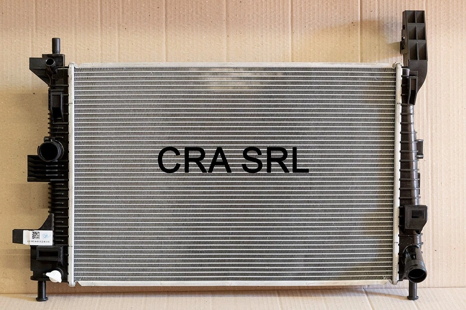 RADIATORE FORD FOCUS / C-MAX / TRANSIT CONNECT 1.5 TDCI dal 2011 - Immagine 1 di 1