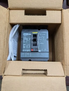 🤪 SQUARE D POWERPACT 20 AMP CIRCUIT BREAKER 600 VAC 3 POLE HDL36020 - Picture 1 of 4