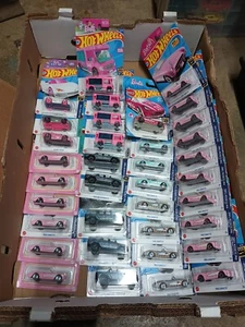 BARBIE Hot wheels Screen time Cars Lot of 36 Cars !!! - Picture 1 of 6