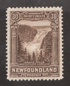 1931 Newfoundland Sc# 182 - 10¢, Grand Falls, Labrador. MH Cv$45 - Picture 1 of 1
