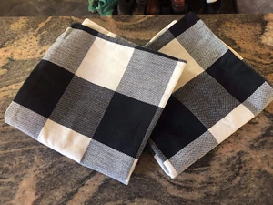FUNDAS DE ALMOHADA PERSONALIZADAS ~NUEVAS~ NEGRAS Y MARFIL CHEQUE BÚFALO 19x19""JUEGO DE (2) - Imagen 1 de 3
