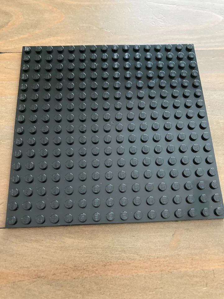 LEGO 16x16 Plate Lot - You Choose Color and Quantity - Red, Green, Blue, Gray - Image 1 of 1