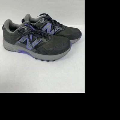 New Balance Women’s WT410LQ8 Gray With Purple Running Shoes Size 8 Hiking Run - Image 1 of 4