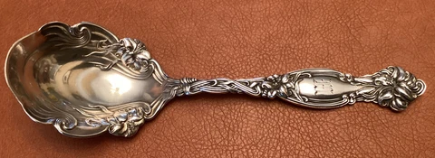 ANTIQUE INTERNATIONAL STERLING “FRONTENAC” PATTERN SUGAR SPOON Cover
